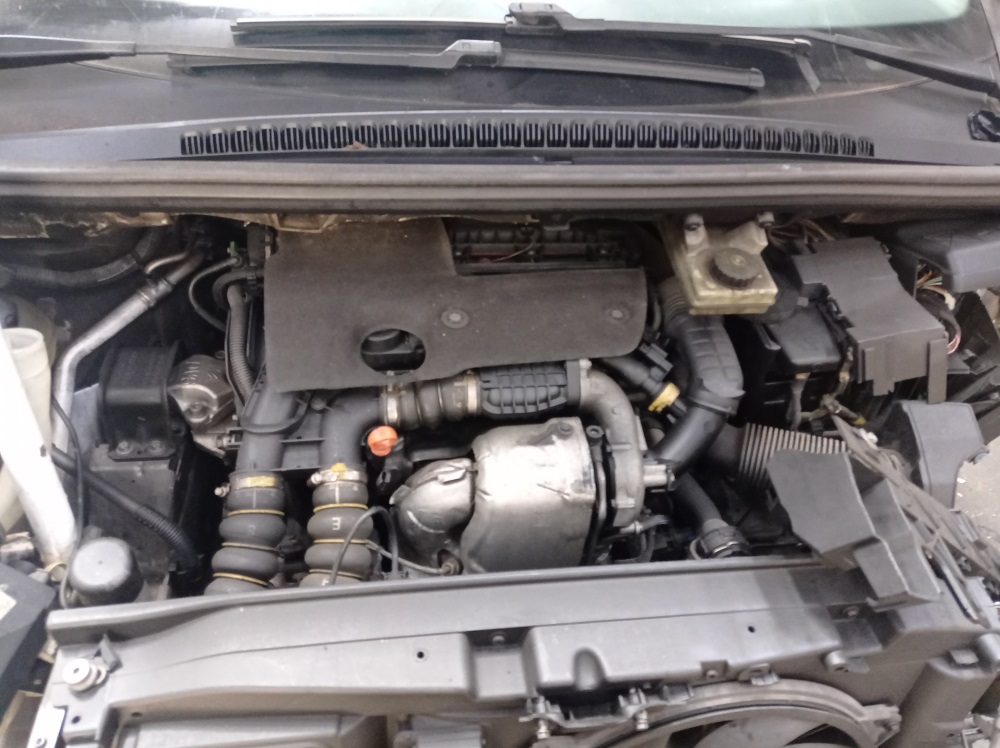 Peugeot 5008 2013    EN DESARME